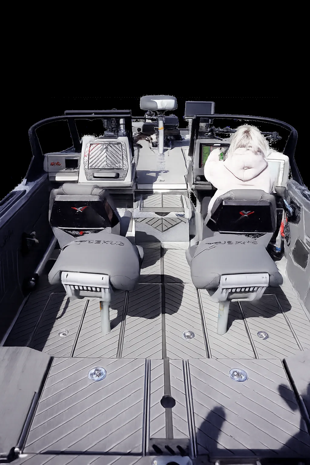 At the helm of the Vexus DVX 20S, seen from the stern deck